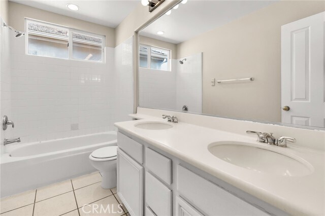 Building Photo - 104 Silver Fox