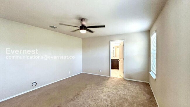 Building Photo - 2511 Barbwire Wy