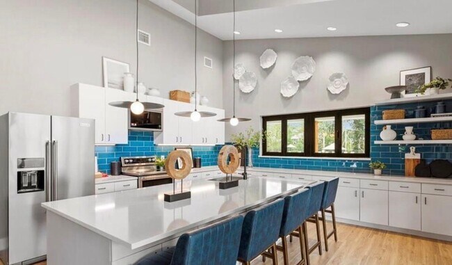 Building Photo - 119 Anise Ln