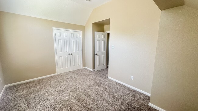 Building Photo - Charming 3-Bedroom Home Just Minutes from ...