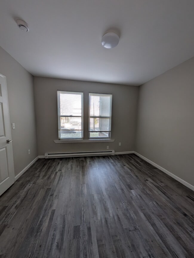 Building Photo - 421 Washington St