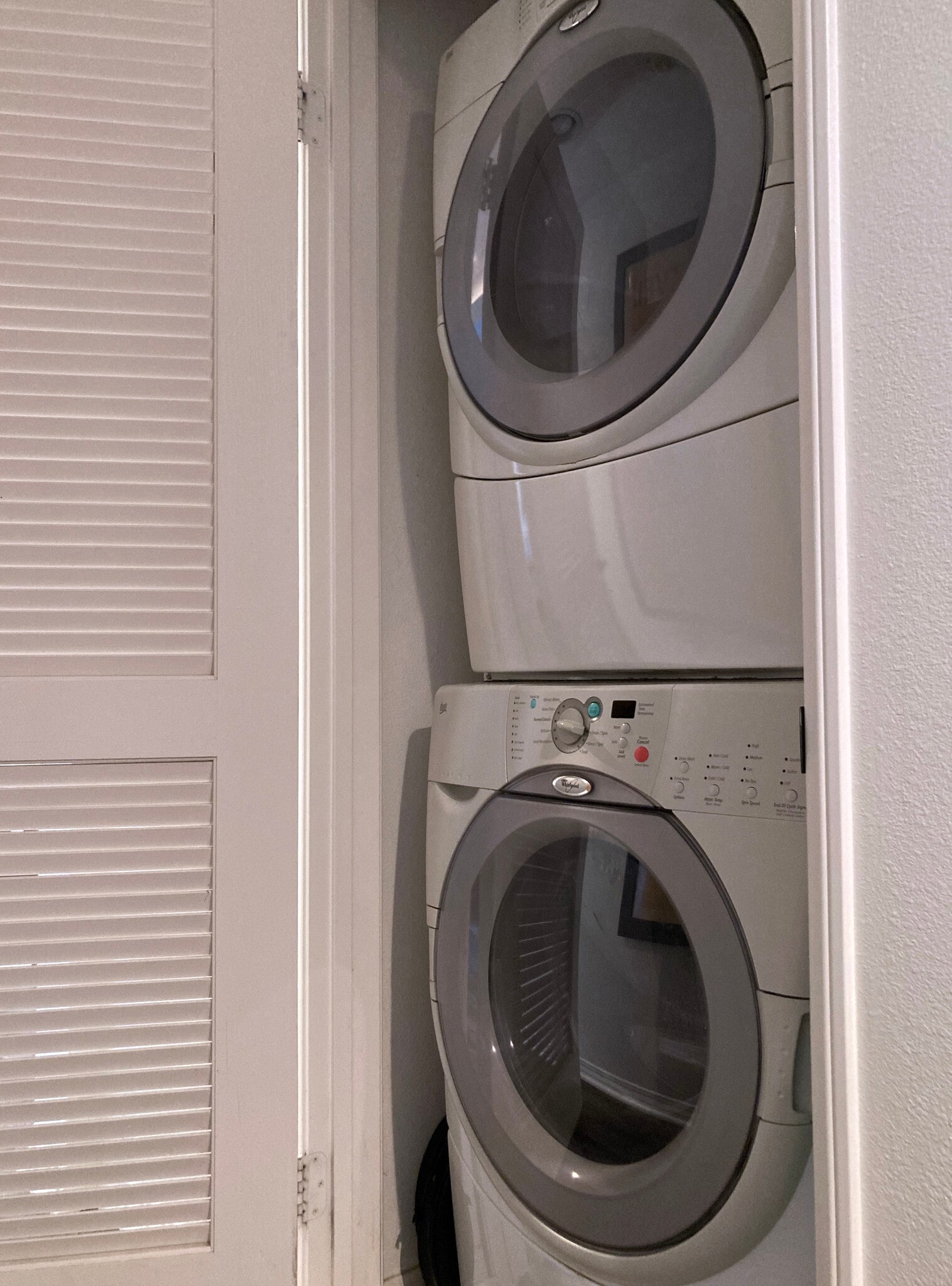 Laundry - 6020 Seabluff Dr