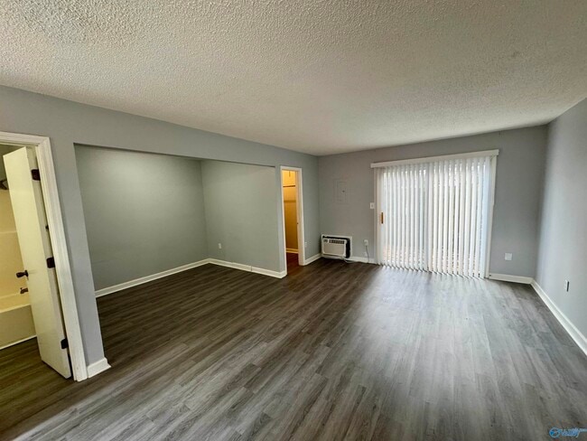 Building Photo - 3702 Penny St SW