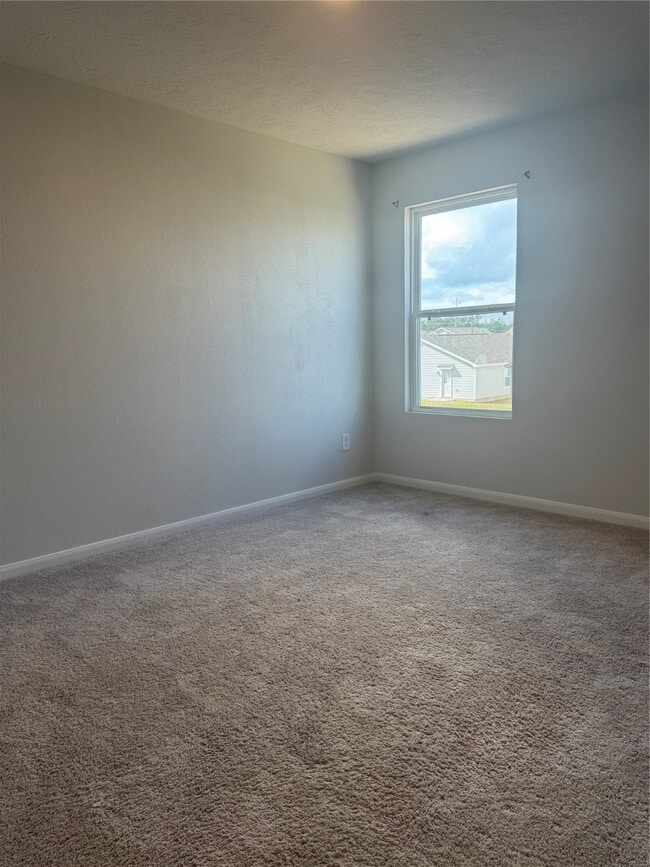 Building Photo - 68 Rd 51026