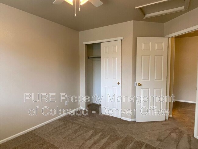 Building Photo - 2573 Cove Creek Ct