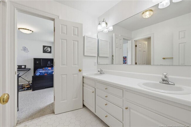 Building Photo - 3525 Prestwick Dr