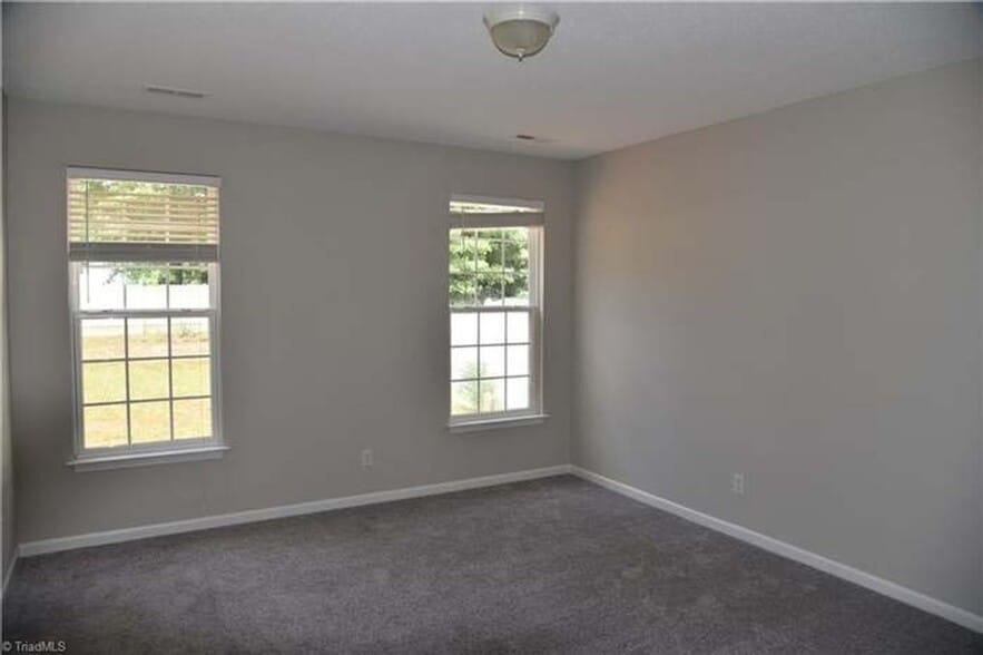 Building Photo - 3818 Maribeau Woods Dr