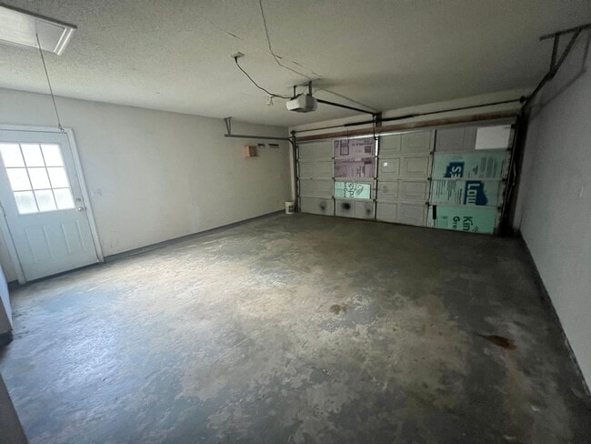 Building Photo - 3 Bedroom 2 Bath House in Hemmingwood - West Ashley