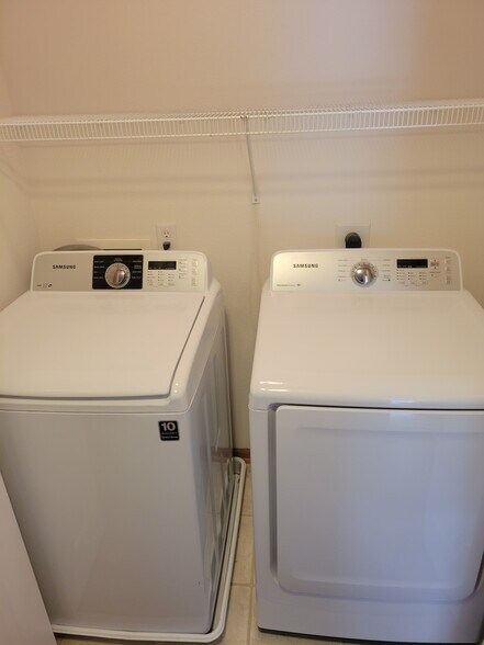 Washer and Dryer - 601 Orchard Hills Dr