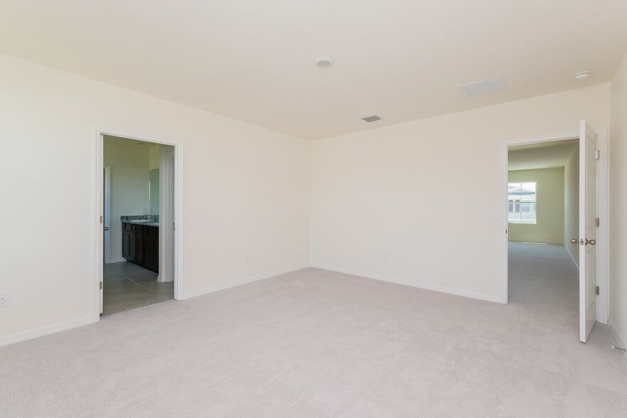 Building Photo - 10832 Charlotte Dr.