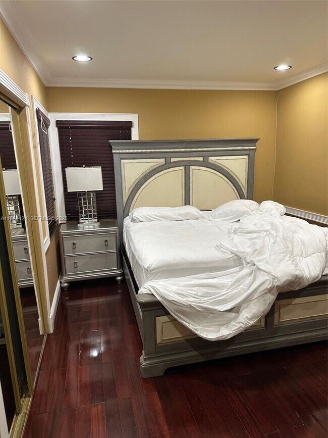 Building Photo - 1619 NW 52nd St