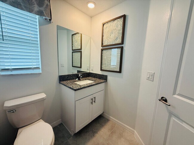 Building Photo - Townhouse in Land O' Lakes - The Townes at Lake Thomas