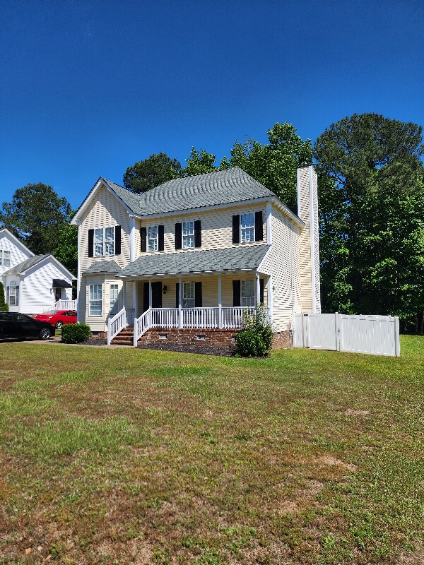 Building Photo - 105 Green Bank Ct
