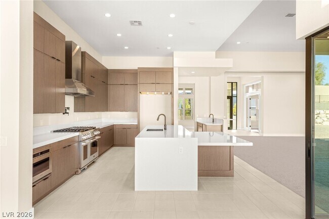 Building Photo - 11014 Horizon Ledge Ave