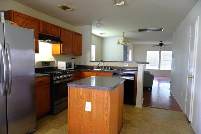 Building Photo - 1120 Verde Trails Dr