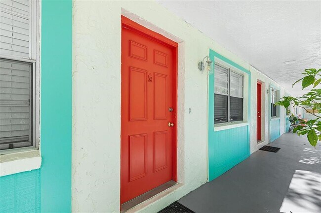 Building Photo - 2855 51st St S