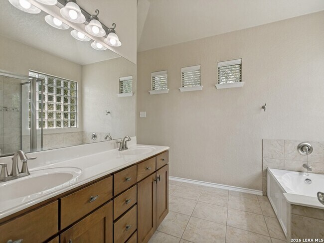 Building Photo - 1227 Tweed Willow