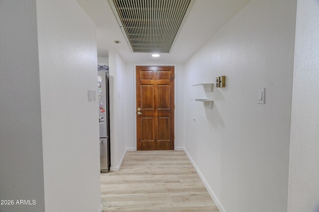 Building Photo - 7870 E Camelback Rd