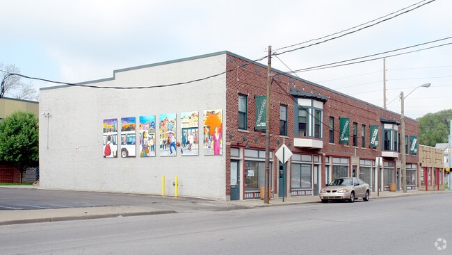 Building Photo - Mozingo Place