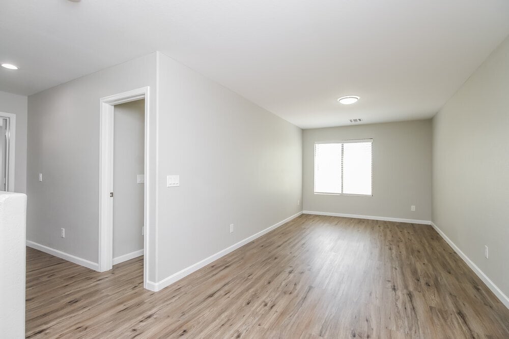 Building Photo - 1198 E Dust Devil Dr