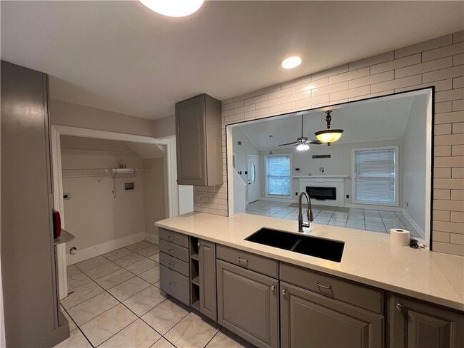 Building Photo - 2010 Snowbird Dr