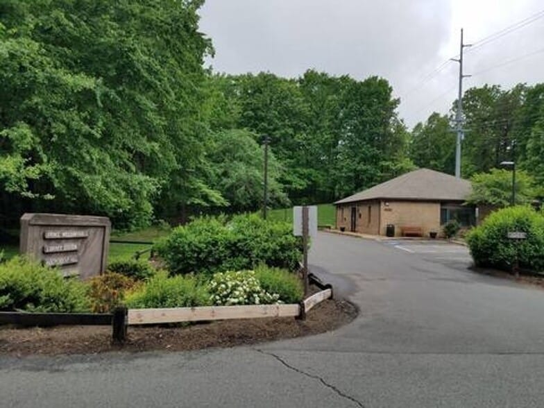 Building Photo - 14414 Bristow Rd