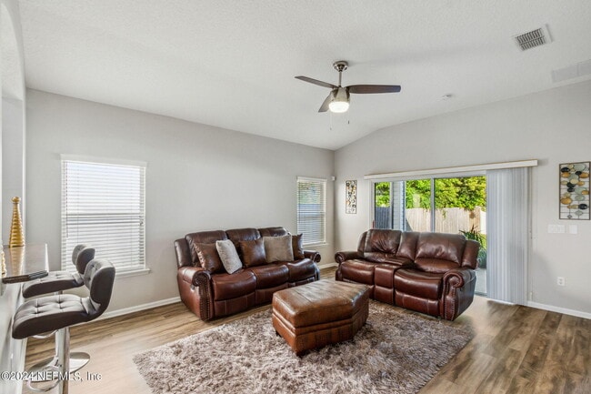 Building Photo - 1525 Cotton Clover Dr