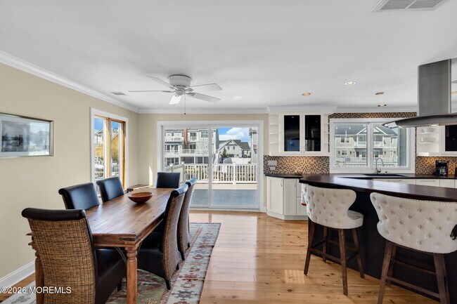 Building Photo - 326 Cutter Ln