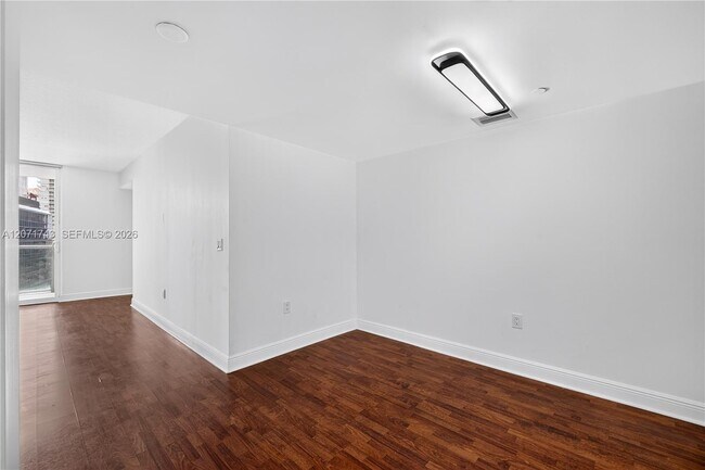 Building Photo - 1250 S Miami Ave