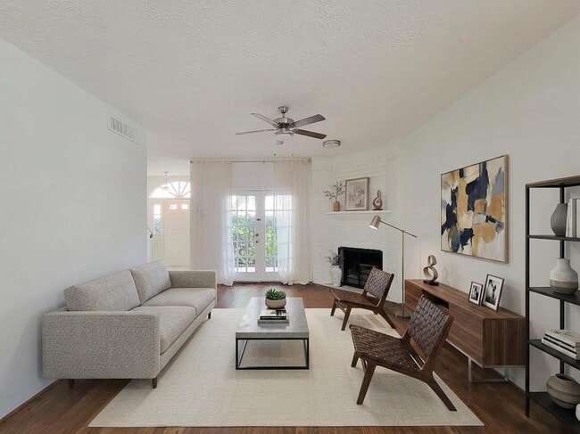 Building Photo - 2220 Bering Dr