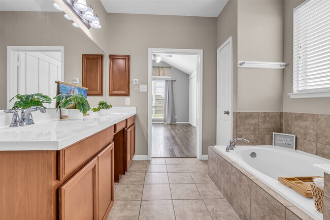 Building Photo - 20343 Towering Cypress Dr