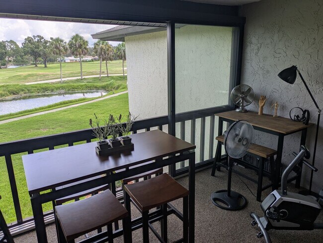 Building Photo - SEASONAL/SHORT TERM TURNKEY condo