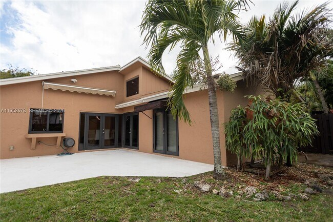 Building Photo - 13565 SW 116th Terrace