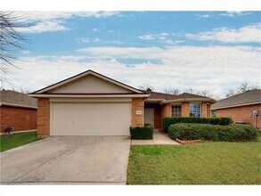 Building Photo - 1004 Margaret Dr