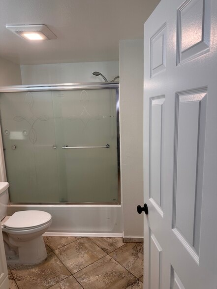 Building Photo - 14156 Oro Grande St