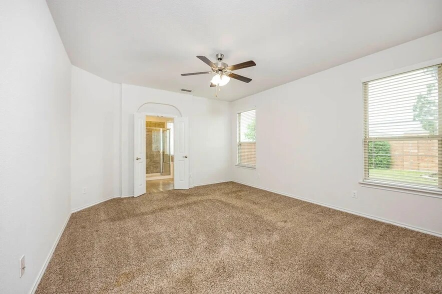 Building Photo - 11445 Dorado Vista Trl