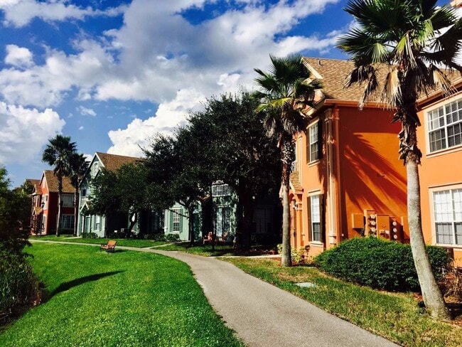 Building Photo - Water view condo with garage in sought after westchase