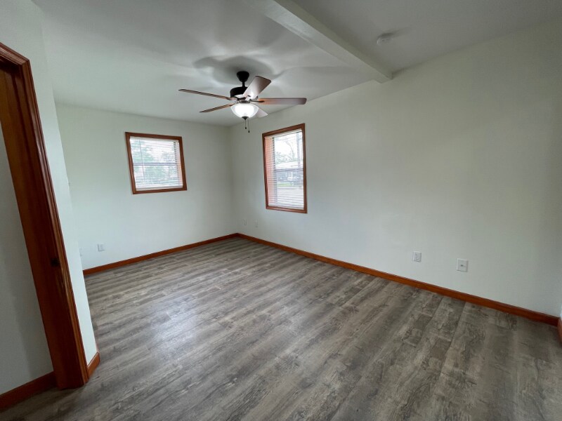 Building Photo - 311 Mahler St