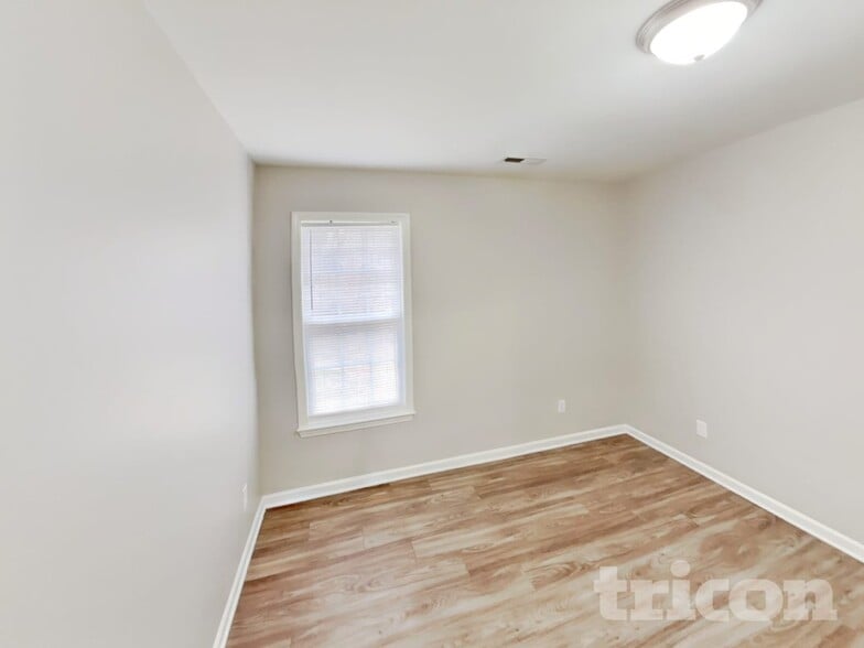 Building Photo - 6812 Rangecrest Rd