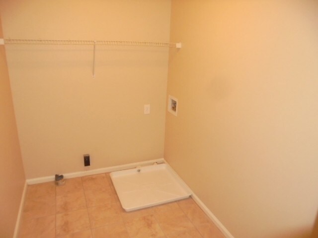 Photo - 2235 Saluda Ln NW