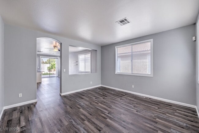 Building Photo - 9758 Vista Crest Ave