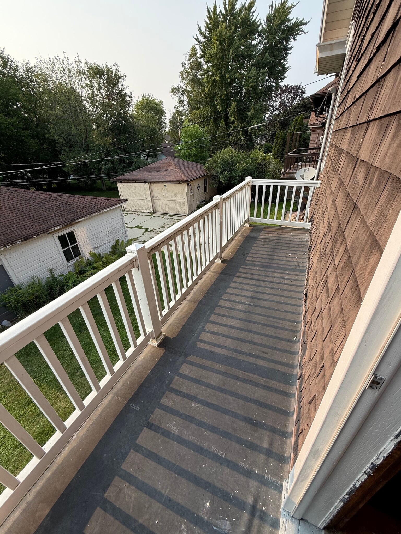 Back Porch - 2226 N 6th St