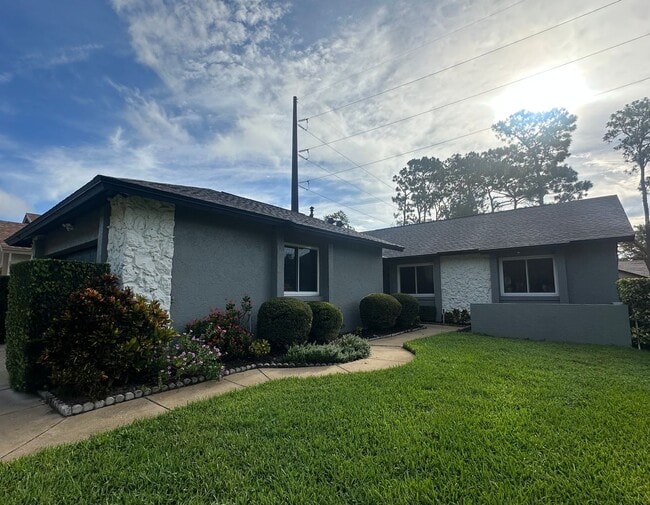 Building Photo - 3 Bedroom Home in Altamonte Springs!
