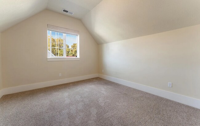 Building Photo - Beautiful 3 Bed 3 Bath home in the Heart of Eagle