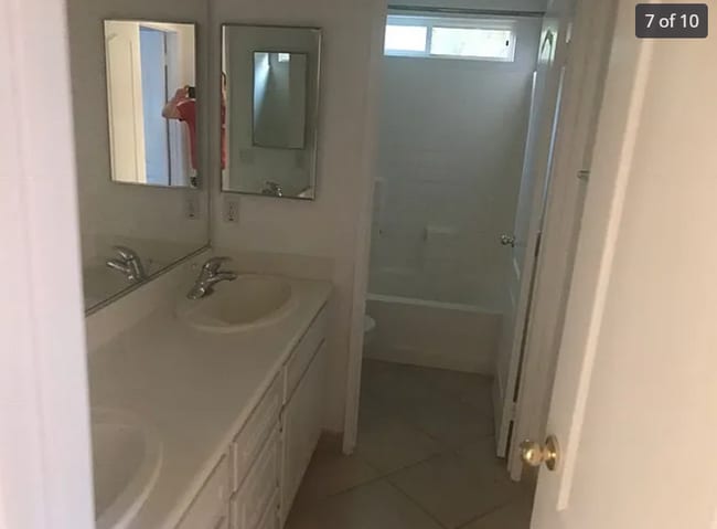 Building Photo - 17719 Robusta Dr