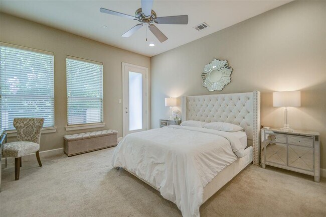 Building Photo - 7333 Valley View Ln