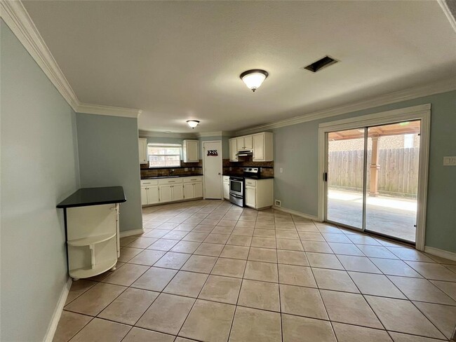 Building Photo - 5517 Rio Sabinas St