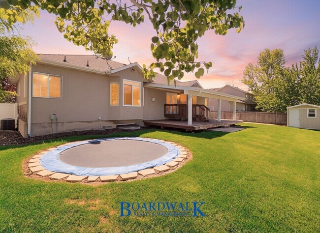 Building Photo - Stunning Draper Home with Finished Basement & Backyard Retreat