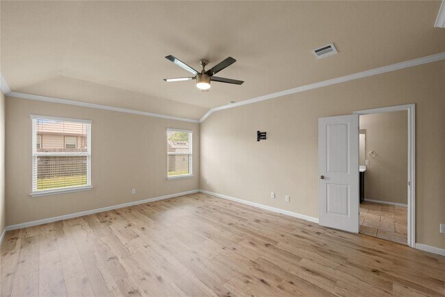 Building Photo - 1441 Star Meadow