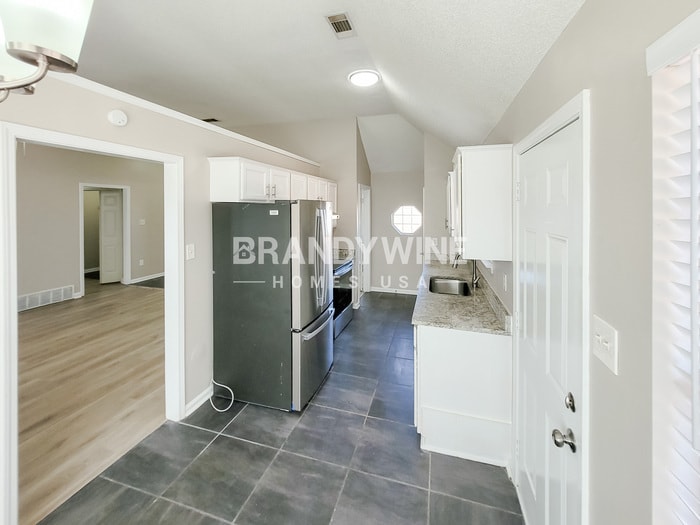 Building Photo - 6301 Ragan Farm Dr